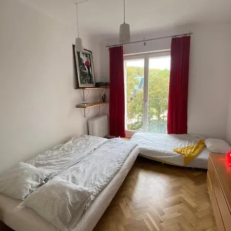 Kawalerka W Centrum Gdyni Z Osobna Kuchnia, 15 Min Spacerem Od Morza Gdynia Eksteriør bilde